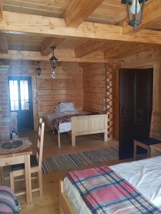 Tulean Cabin Săcel Exterior photo