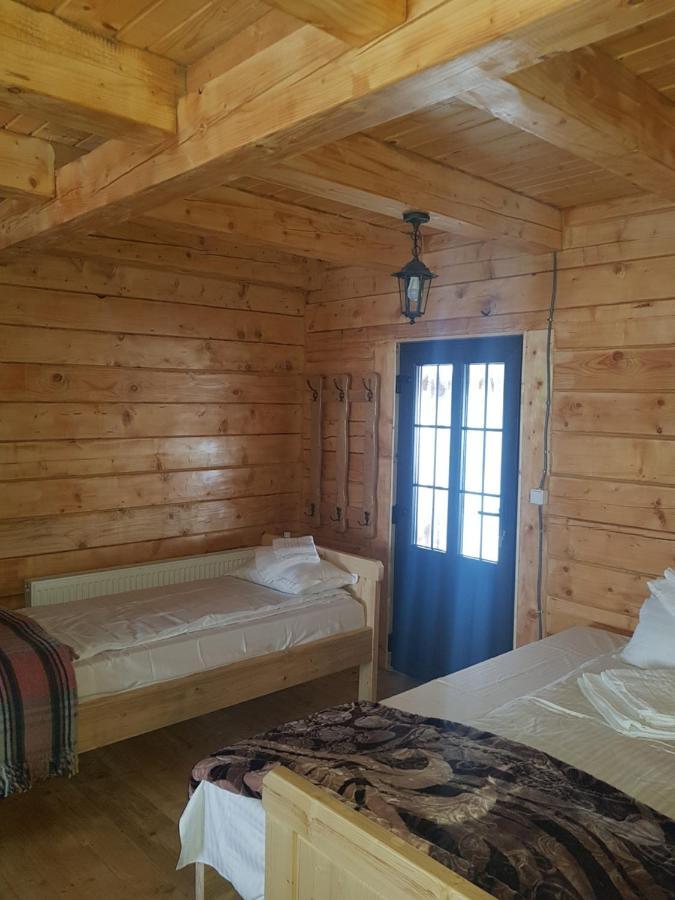 Tulean Cabin Săcel Exterior photo